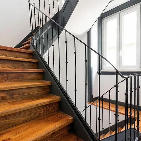 Guestready - Modern 2bedroom In Graca Apartment