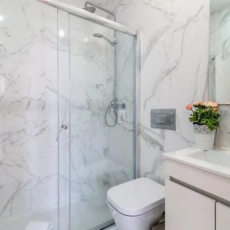 아파트 Guestready - Modern 2bedroom In Graca